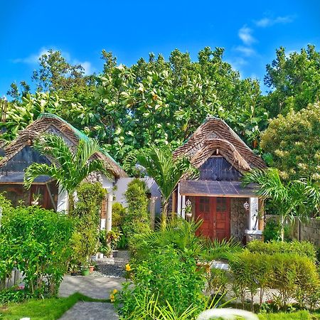 Batanes Cabin Basco Esterno foto